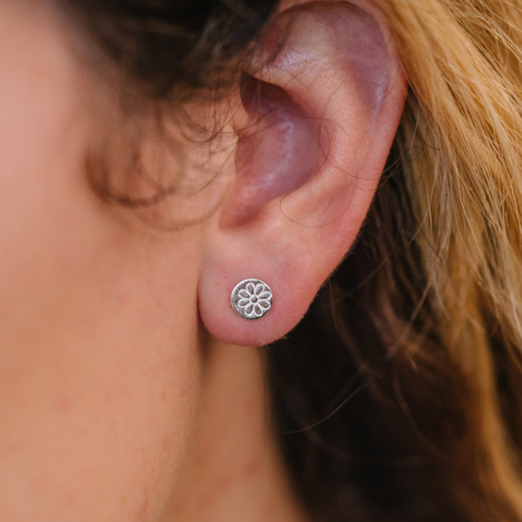 Daisy Stud Earrings